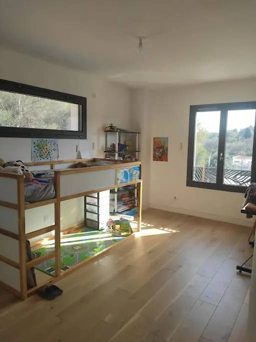 Villa Spacieuse Avec Piscine En Provence Ventabren