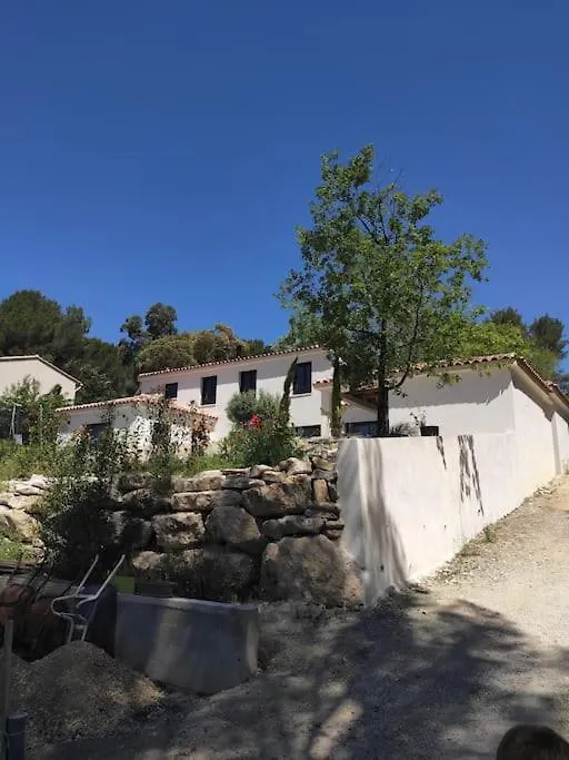 Villa Spacieuse Avec Piscine En Provence Ventabren