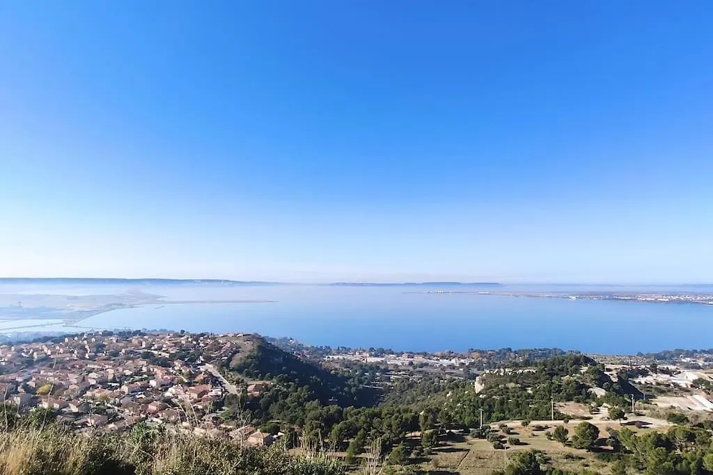Villa Spacieuse Avec Piscine En Provence Ventabren